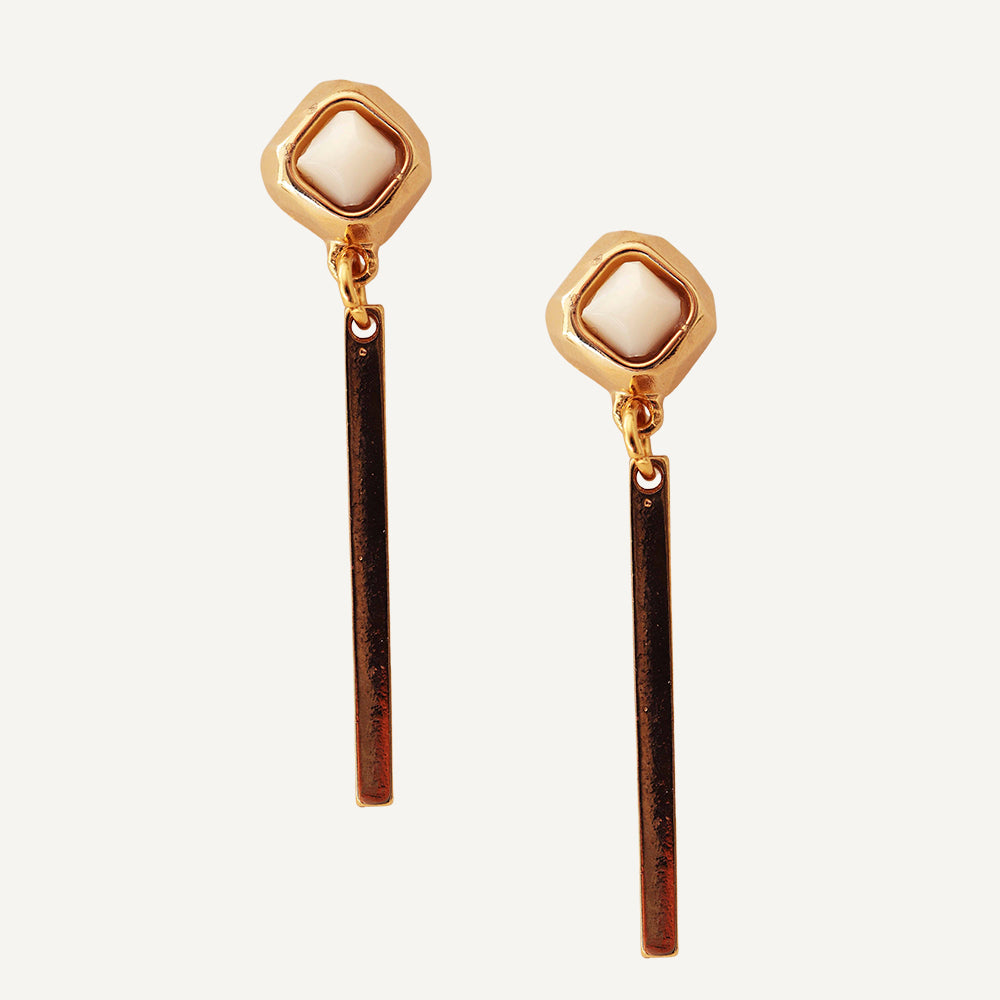 Pendientes dorados con piedra natural FINE cuadrado