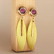 Pendientes Saira en amarillo-amatista con piedras naturales y maderas de ébano y acacia — Émolo