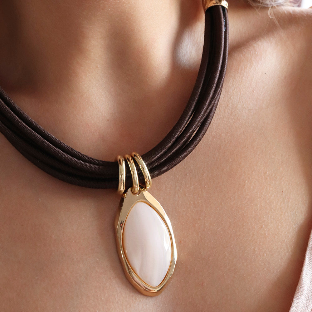 Short necklace for women with waxed cord and gold chain with natural mother-of-pearl stone