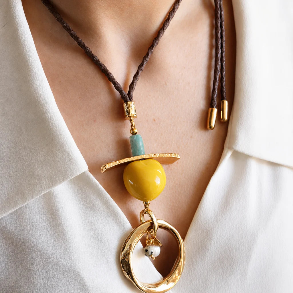 Collar Bukel Monsul