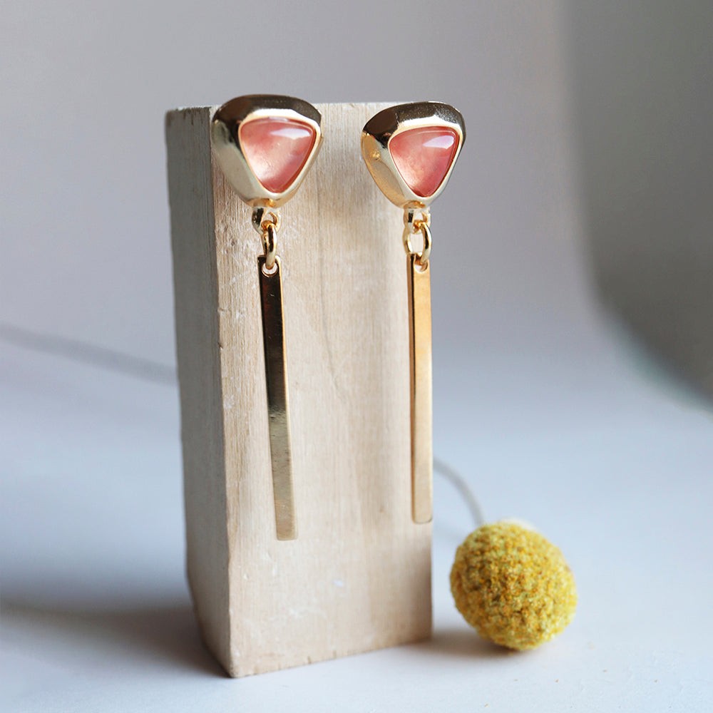 Pendientes dorados con piedra natural FINE triángulo-pendientes-Émolo