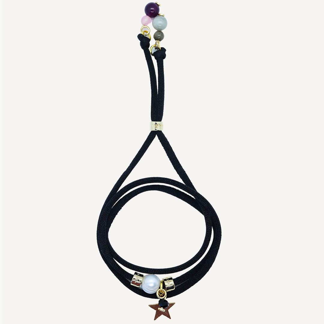colgante cordón negro