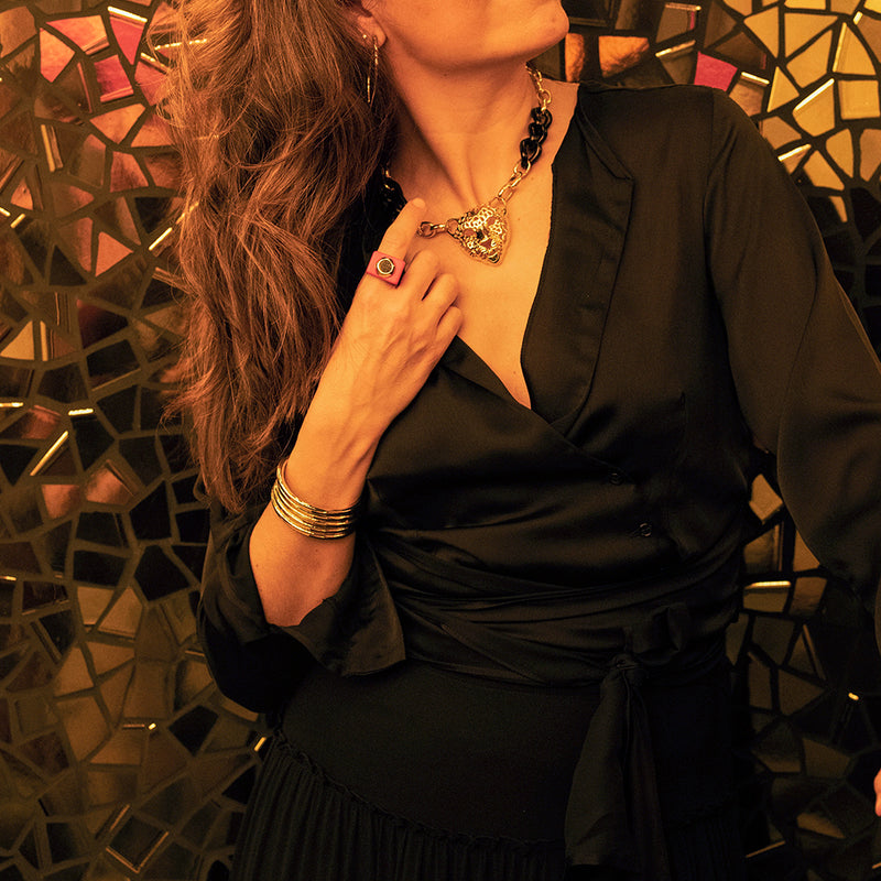 COLLAR CADENA TIGRE ÉMOLO DORADO