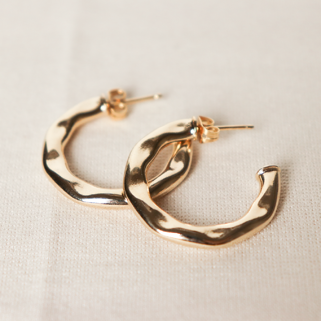 Gold stud earrings with snap closure for women